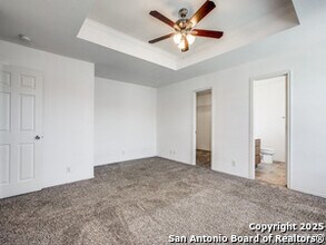 7843 Oakdale in San Antonio, TX - Building Photo - Building Photo