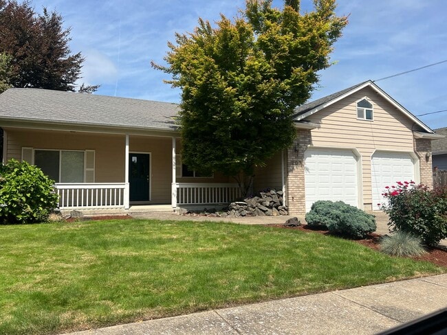 property at 207 Grizzly Ave