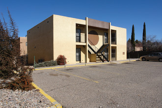 1310-1326 San Pedro Dr SE in Albuquerque, NM - Building Photo - Building Photo