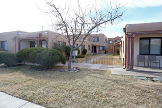 920 Lead Ave SW in Albuquerque, NM - Building Photo - Building Photo