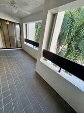 9140 SW 123rd Ct in Miami, FL - Foto de edificio - Building Photo