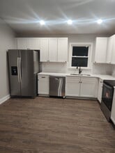 976 Beck Rd in Eden, NC - Building Photo - Building Photo