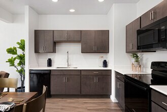 Haven Dell Townhomes in Herriman, UT - Foto de edificio - Building Photo