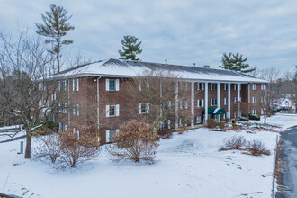 Pine Hill Condominiums in Acton, MA - Building Photo - Building Photo