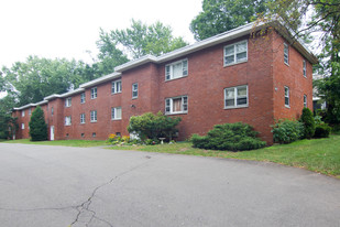 24 Parsons St in Wallingford, CT - Building Photo