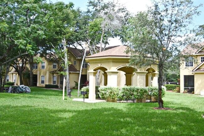 864 Grand Regency Pointe in Altamonte Springs, FL - Building Photo - Building Photo