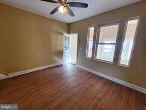 923 E Schiller St in Philadelphia, PA - Building Photo - Building Photo