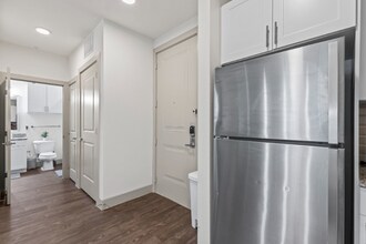 3801 Vitruvian Way in Addison, TX - Foto de edificio - Building Photo