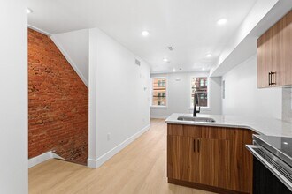 118 E Huntingdon St in Philadelphia, PA - Building Photo - Building Photo