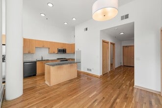 1240 S 2nd St in Minneapolis, MN - Building Photo - Building Photo