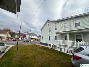 518 E Patterson St in Lansford, PA - Foto de edificio - Building Photo