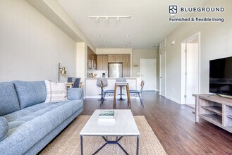 111 N Rengstorff Ave in Mountain View, CA - Building Photo - Building Photo