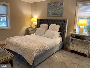 2107 Virginia Ave in McLean, VA - Building Photo - Building Photo