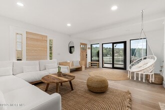 39 Upper Lakeview Ave in Ringwood, NJ - Building Photo - Building Photo