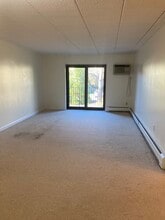 16 Winter St, Unit 23A in Waltham, MA - Building Photo - Building Photo