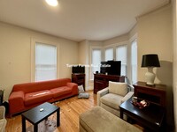 11 Wadsworth St, Unit 1 in Boston, MA - Foto de edificio - Building Photo