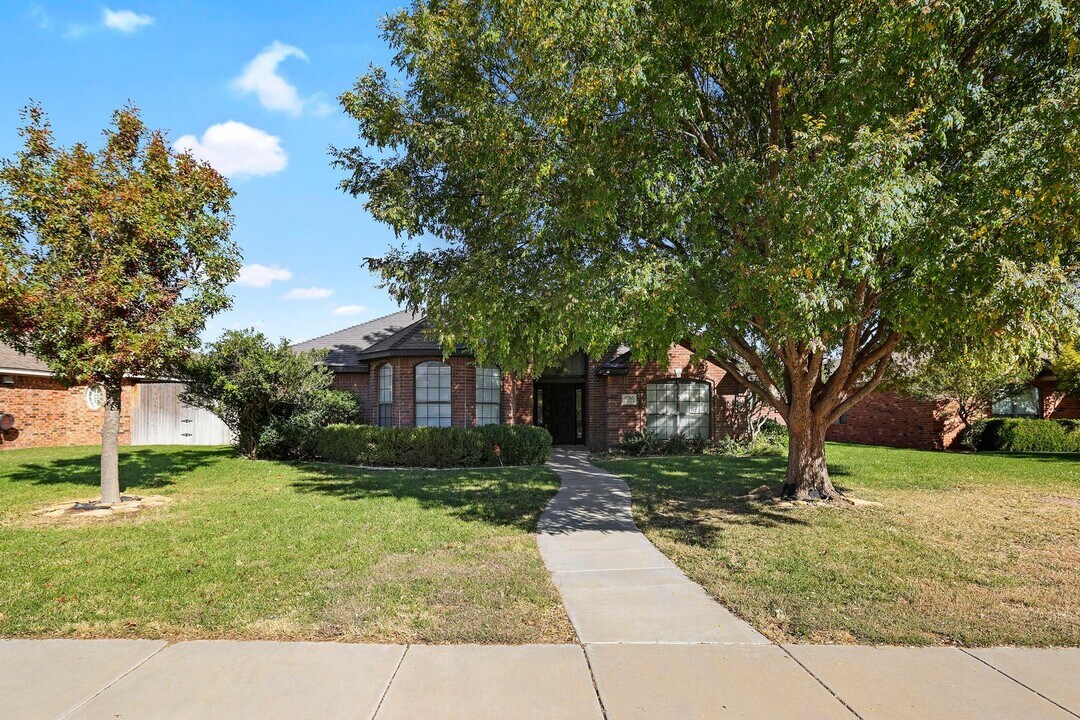 8305 Challenge Dr in Amarillo, TX - Building Photo