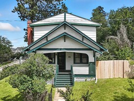 212 May St in Lead, SD - Building Photo