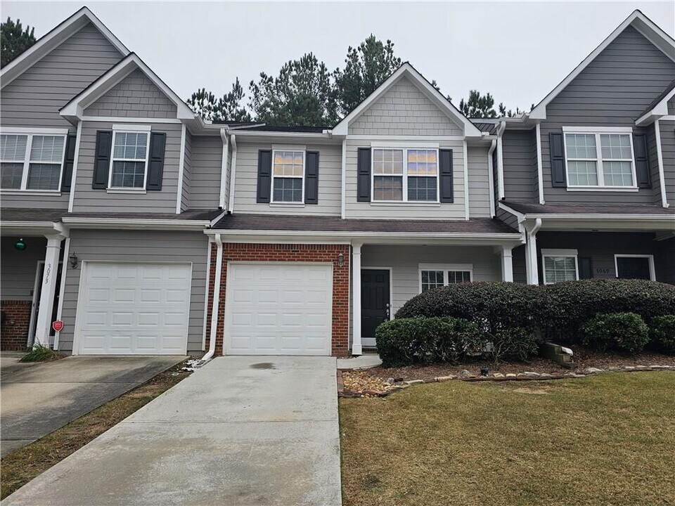 3071 Cedar Glade Ln in Buford, GA - Building Photo