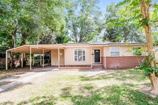 6020 Woodside Dr in Jacksonville, FL - Building Photo