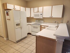 33 Golf View Ct in Pawleys Island, SC - Building Photo - Building Photo