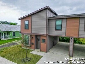827 Florida St in San Antonio, TX - Building Photo - Building Photo