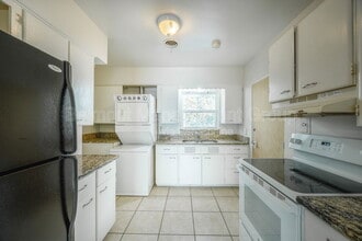 94 Columbia St in Orlando, FL - Building Photo - Building Photo