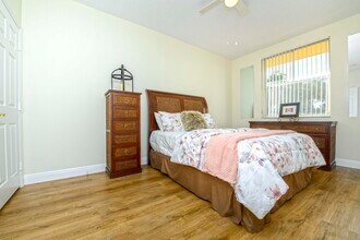 2080 Greenview Shores Blvd in Wellington, FL - Building Photo - Building Photo