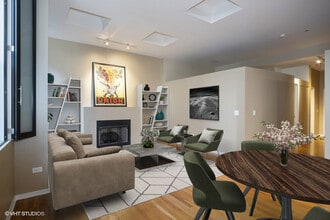 208 W Washington St in Chicago, IL - Foto de edificio - Building Photo