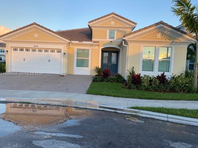property at 4624 Citrus Blossom Ct