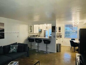 1698 Jefferson Ave, Unit 9 in Miami Beach, FL - Building Photo - Building Photo