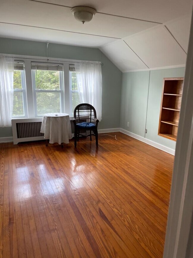 278 Ocean Ave Rentals in Amityville, NY