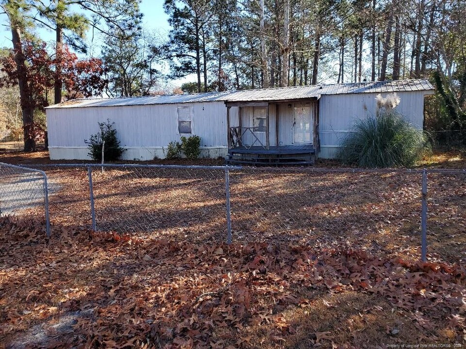 4779 Madison Dr in Hope Mills, NC - Building Photo