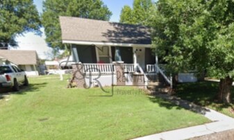 904 S Locust St in Pittsburg, KS - Building Photo