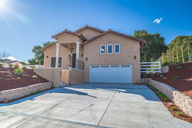 26976 Sand Canyon Rd in Santa Clarita, CA - Building Photo - Building Photo