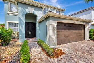 9813 Stover Way in Wellington, FL - Building Photo - Building Photo