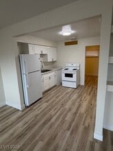 324 W Cleveland Ave in Las Vegas, NV - Building Photo - Building Photo