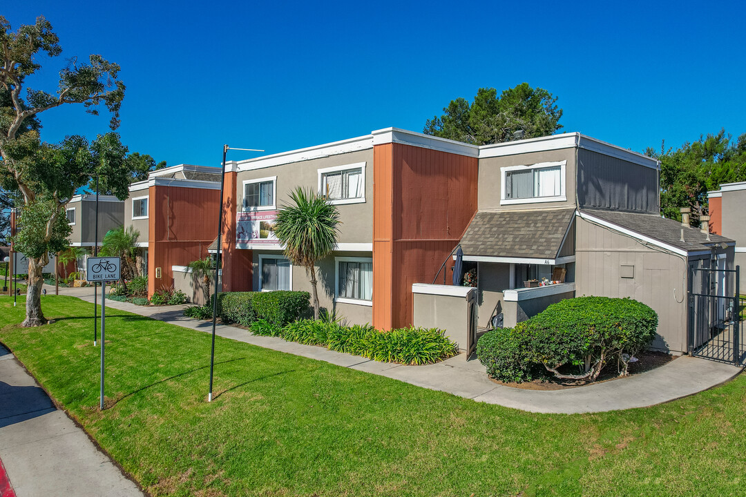 Angelina Terrace in Chula Vista, CA - Foto de edificio