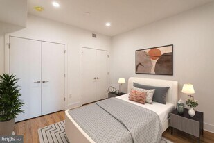 2101 Washington Ave in Philadelphia, PA - Building Photo