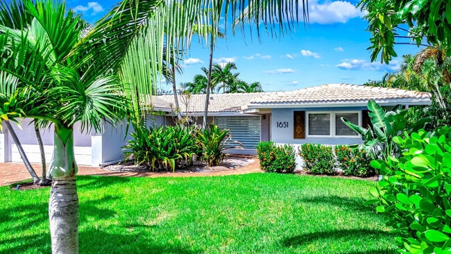 1651 NE 54th St in Fort Lauderdale, FL - Building Photo - Building Photo