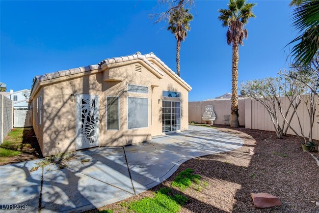 7221 Single Pine Dr in Las Vegas, NV - Building Photo - Building Photo
