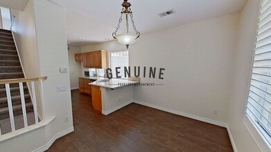 35 Avanzare in Irvine, CA - Building Photo - Building Photo