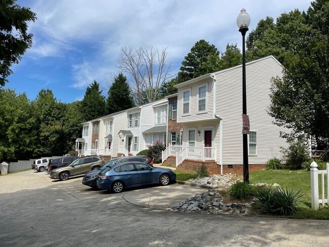 246 2C Hampton Rd in Asheboro, NC - Building Photo - Building Photo