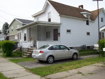 124 S Bellinger St in Herkimer, NY - Building Photo