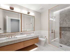 45 Temple St in Boston, MA - Foto de edificio - Building Photo