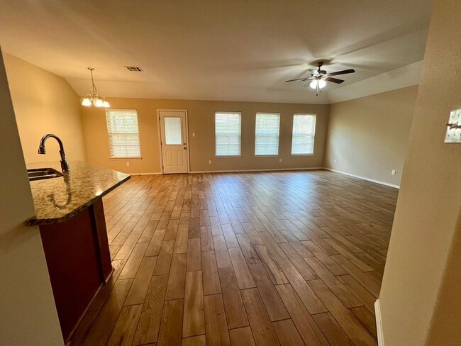 601 Ridge Point Dr in Fort Smith, AR - Building Photo - Building Photo