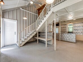 1005 Center Cir in Salado, TX - Building Photo - Building Photo