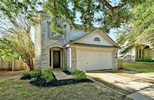 1311 Tetbury Ln in Austin, TX - Building Photo
