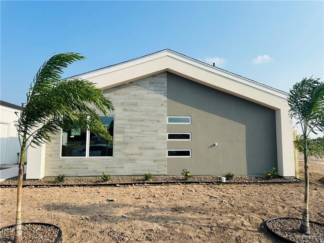 2613 Mockingbird Rd in Weslaco, TX - Building Photo - Building Photo