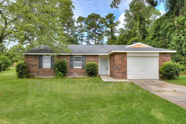 property at 4315 Parkwood Dr